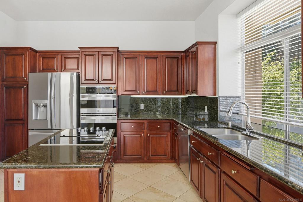 17964 Pueblo Vista Ln Property Photo 10