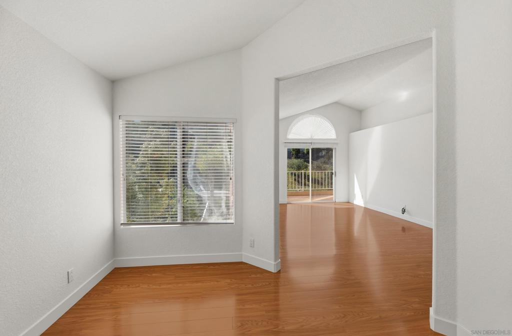17964 Pueblo Vista Ln Property Photo 23