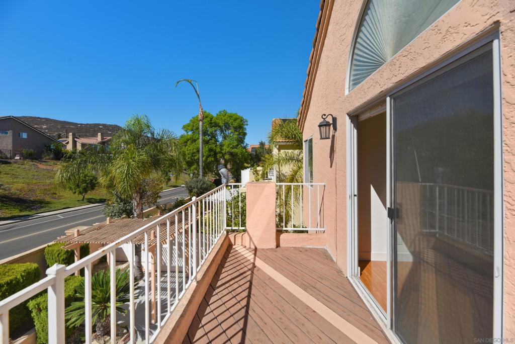 17964 Pueblo Vista Ln Property Photo 34