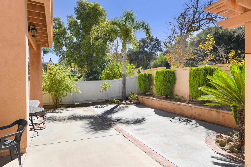 17964 Pueblo Vista Ln Property Photo 37
