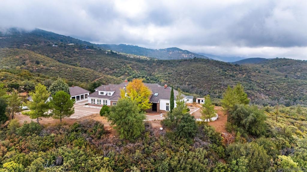 5755 Boulder Creek Rd. Property Photo 1