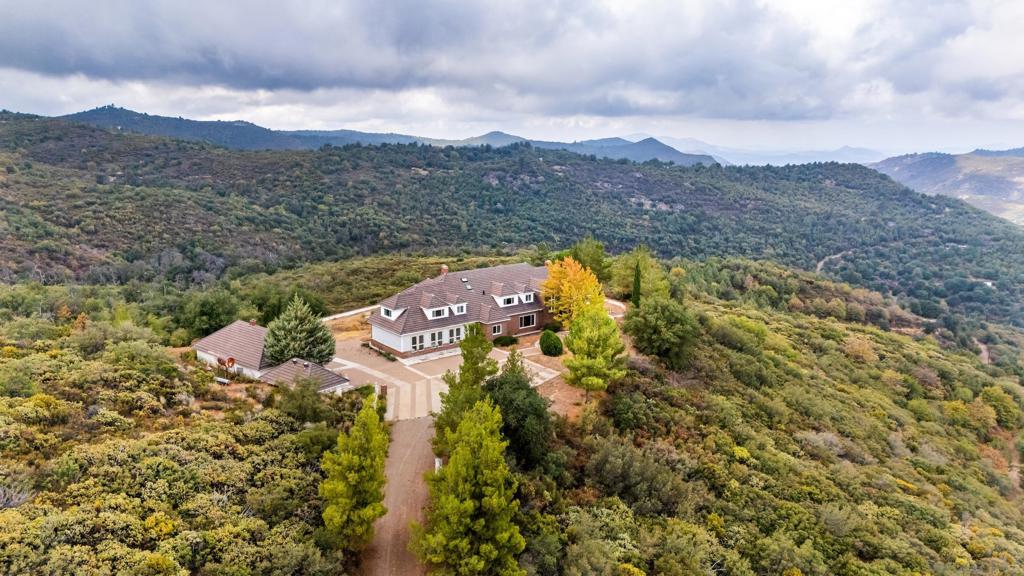 5755 Boulder Creek Rd. Property Photo 2