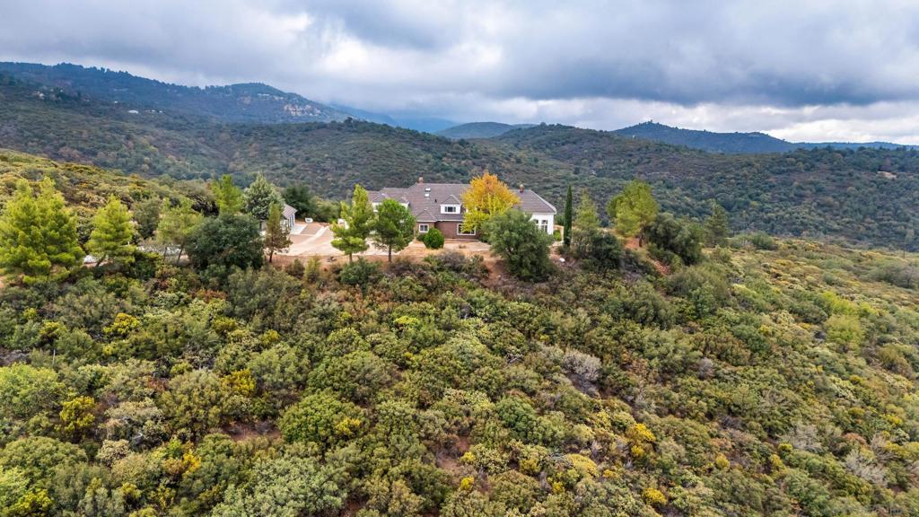 5755 Boulder Creek Rd. Property Photo 5