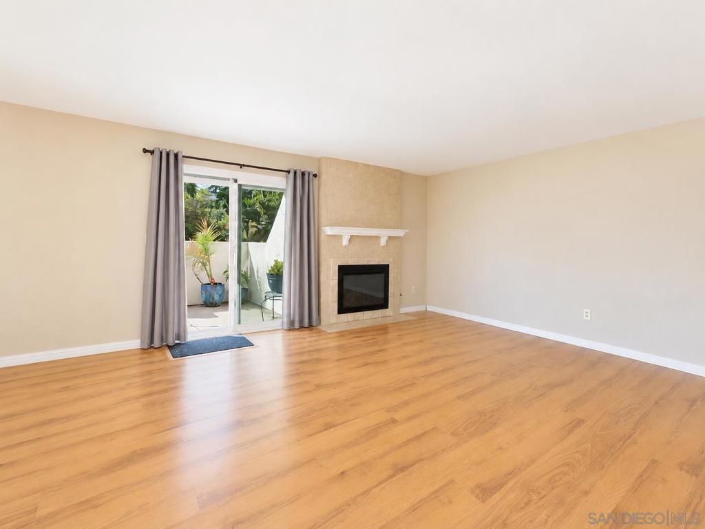 1311 Hawk Ln Property Photo 6