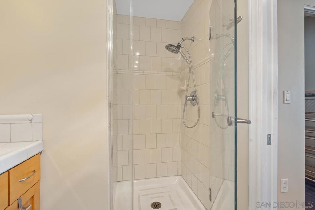 850 Beech St 1703 Property Photo 33
