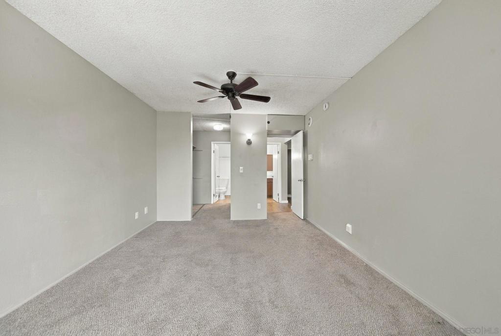 7835 Cowles Mountain Ct B18 Property Photo 18