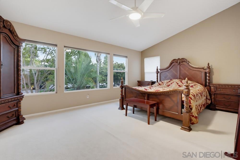 2702 W Canyon Avenue Property Photo 18