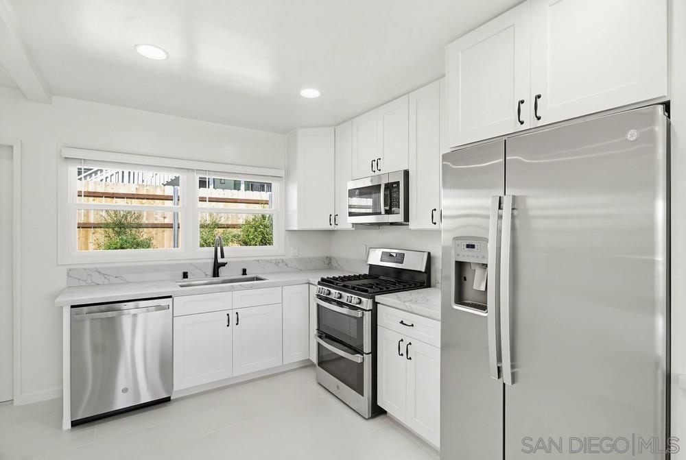 1852 Chalcedony Property Photo 9