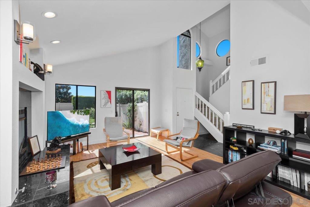 2108 Sea Village Circle Property Photo 6