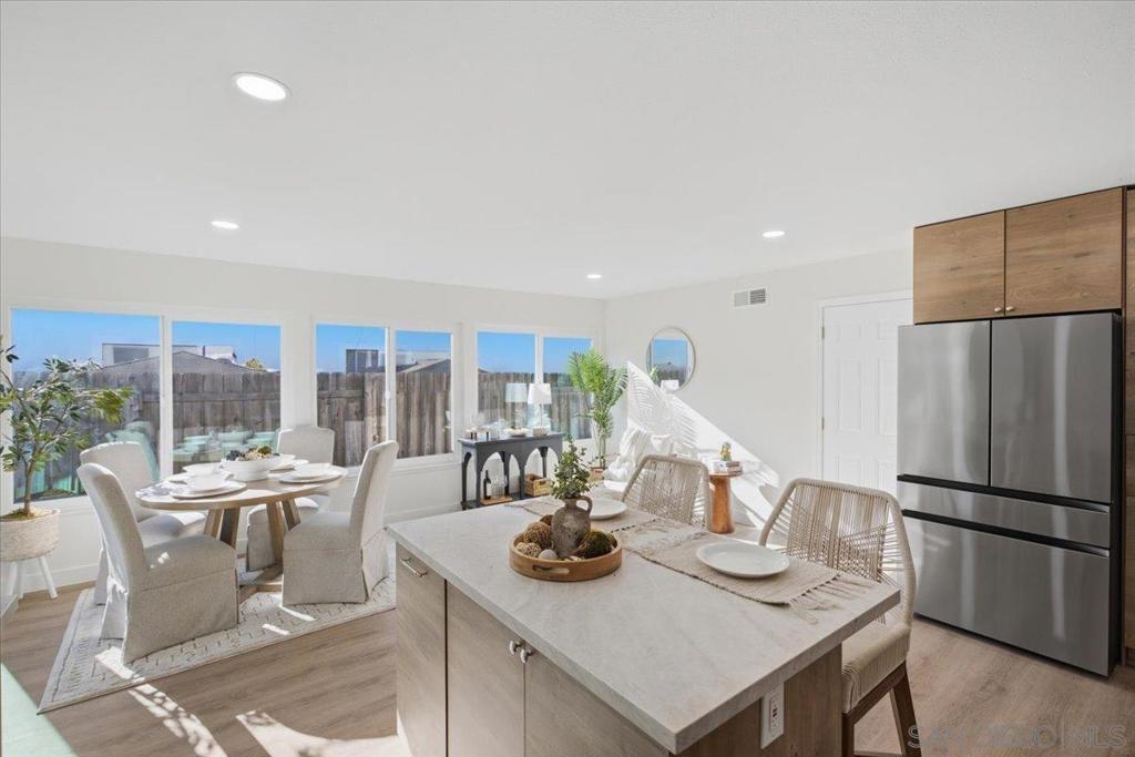 8837 Betelgeuse Property Photo 10