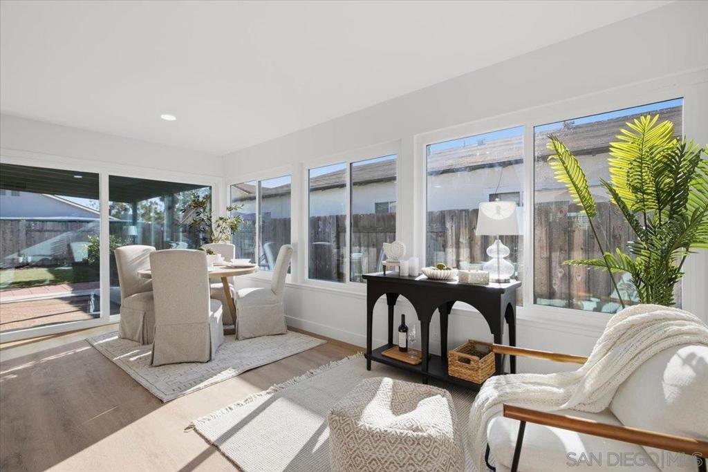 8837 Betelgeuse Property Photo 12