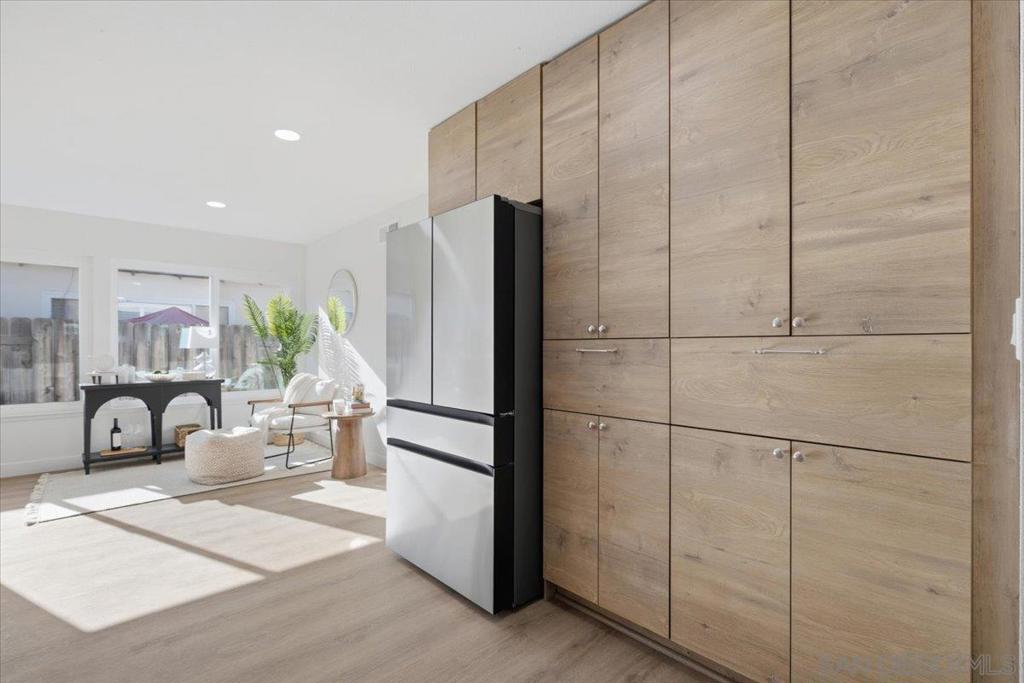 8837 Betelgeuse Property Photo 14