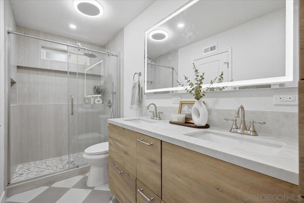 8837 Betelgeuse Property Photo 22
