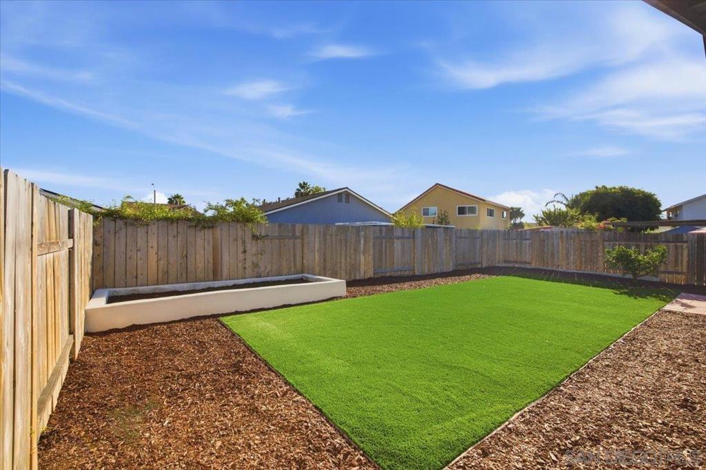 8837 Betelgeuse Property Photo 23