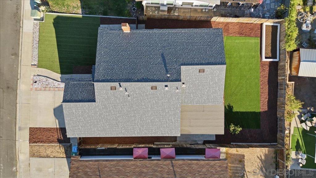 8837 Betelgeuse Property Photo 27