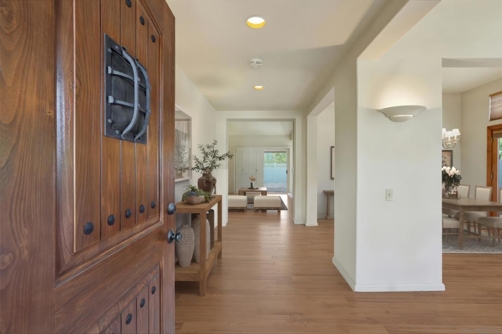 4505 Falcon Ridge Court Property Photo 8