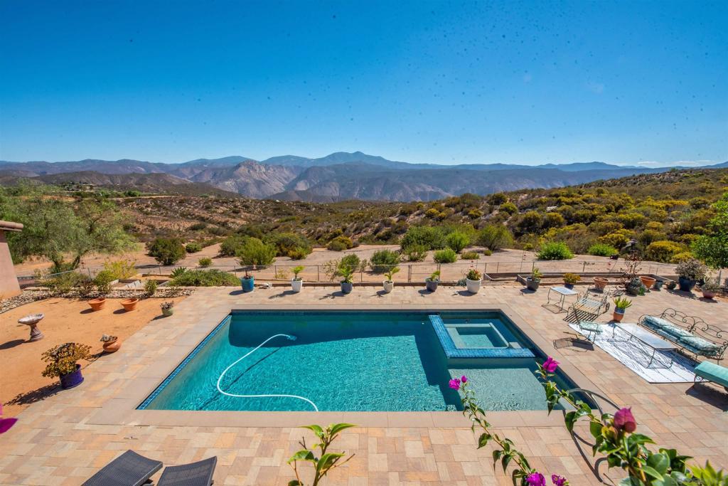 14909 Four Corners Property Photo 2