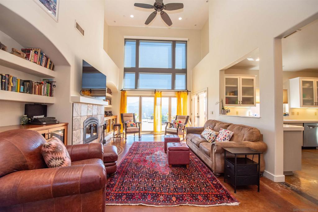 14909 Four Corners Property Photo 7
