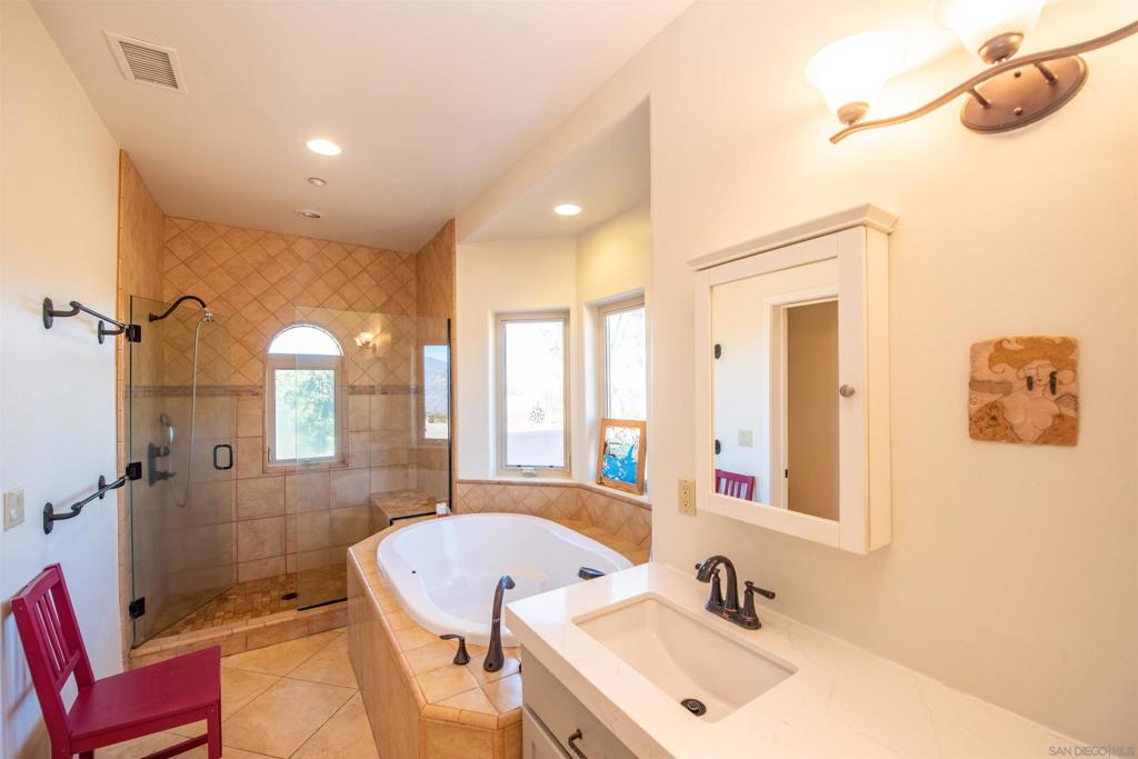 14909 Four Corners Property Photo 28