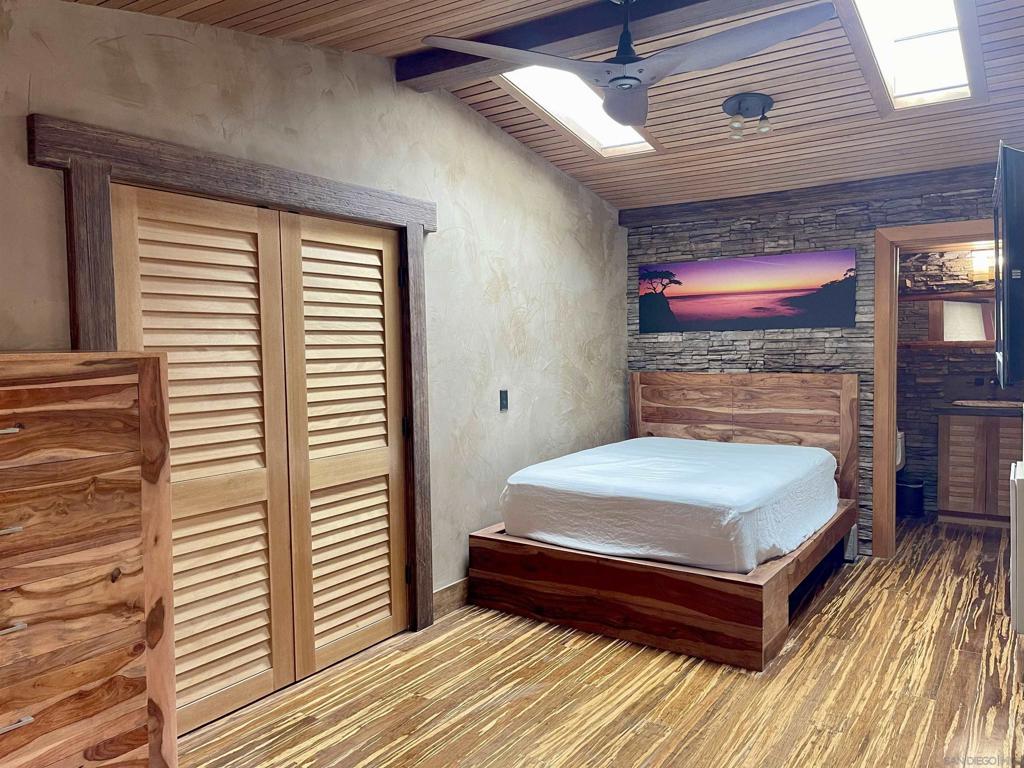 1173 Van Nuys Property Photo 38