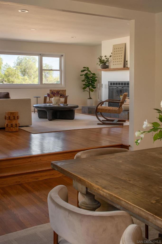 1610 Felton Property Photo 8