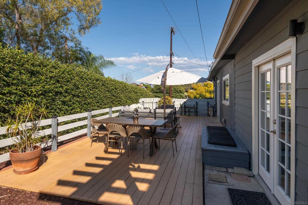 1610 Felton Property Photo 27