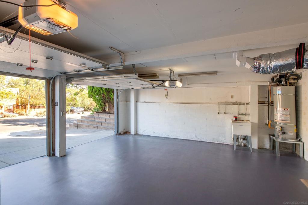 1610 Felton Property Photo 34