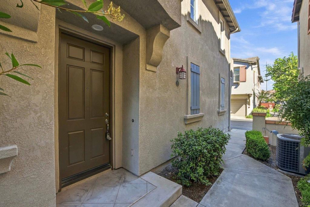 2072 Aviata Rd 66 Property Photo 1