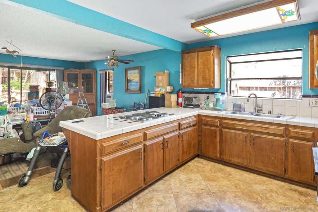 10704 Challenge Property Photo 10