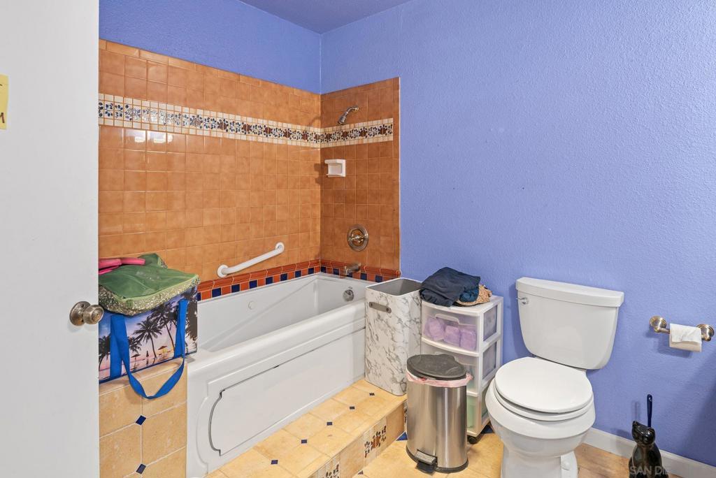 10704 Challenge Property Photo 16