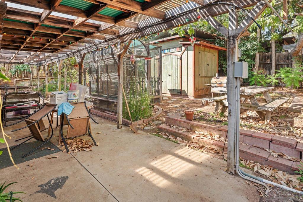10704 Challenge Property Photo 29