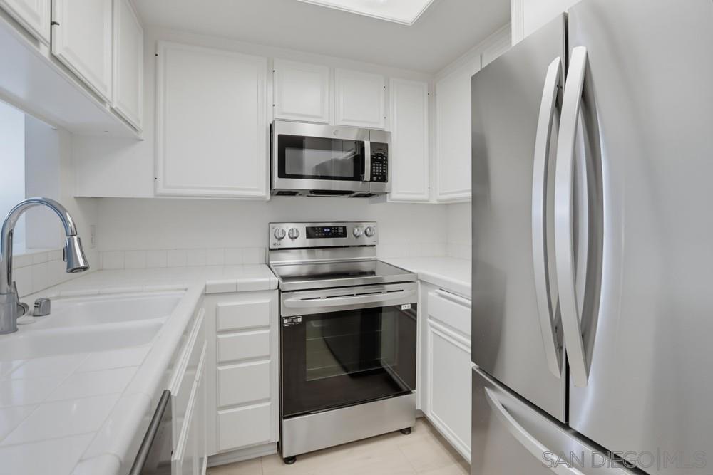 3078 Broadway 108 Property Photo 4