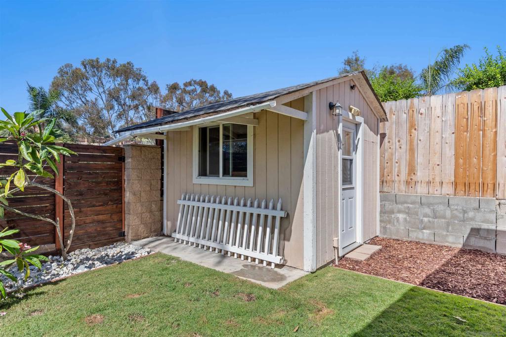 3037 Camarillo Ave. Property Photo 22