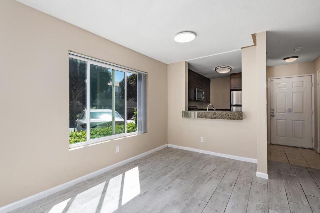 7425 Charmant Dr 2601 Property Photo 11