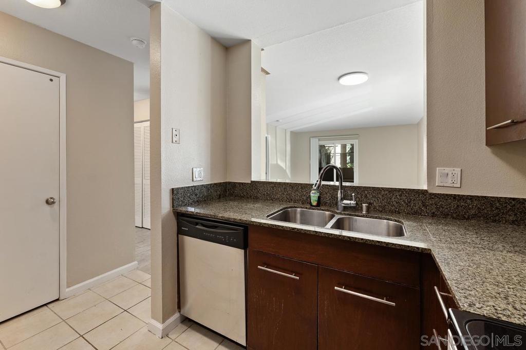 7425 Charmant Dr 2601 Property Photo 15