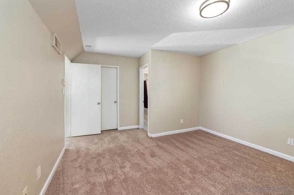 7425 Charmant Dr 2601 Property Photo 17