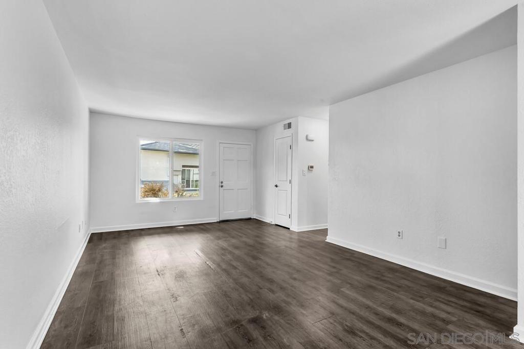 10604 Queen Jessica Ln. Property Photo 4