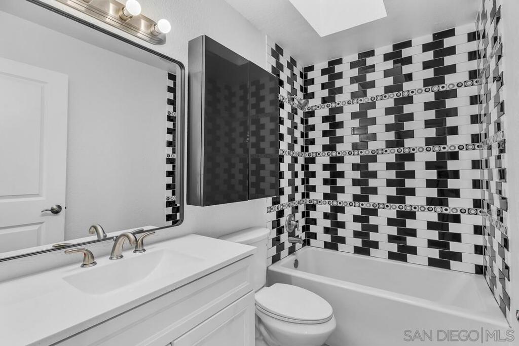 10604 Queen Jessica Ln. Property Photo 13