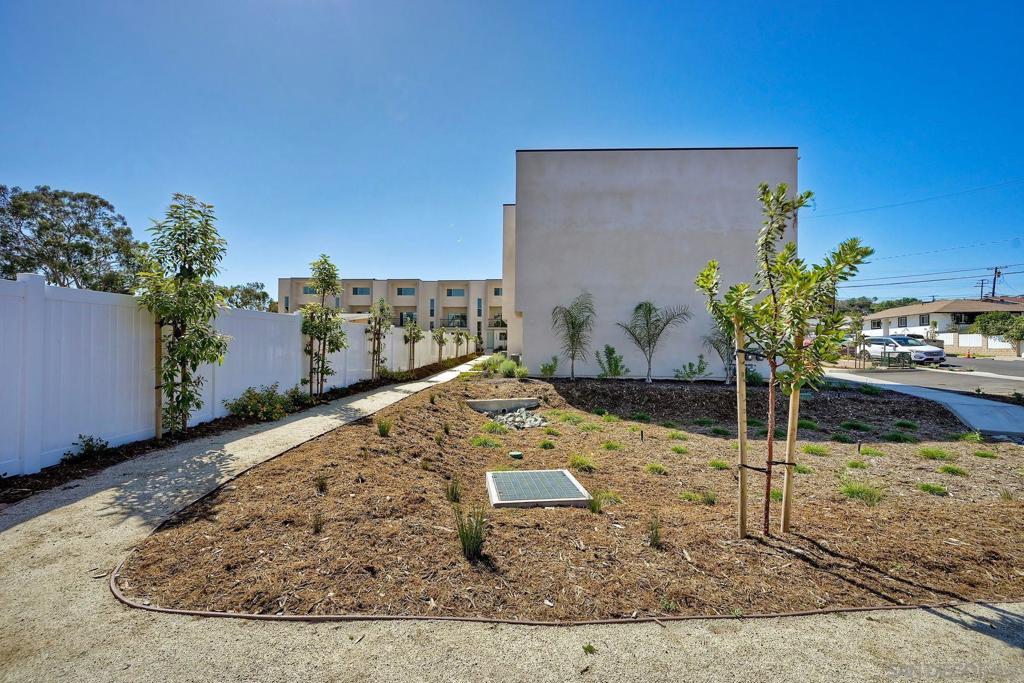 2250 Calle Chanate Property Photo 32