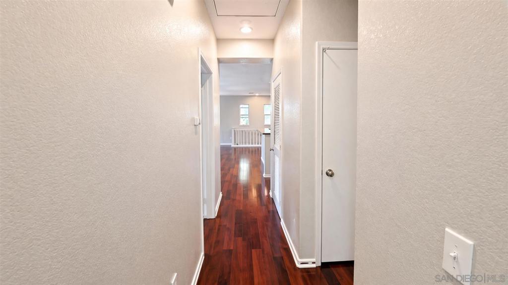 425 S Meadowbrook Dr 124 Property Photo 9