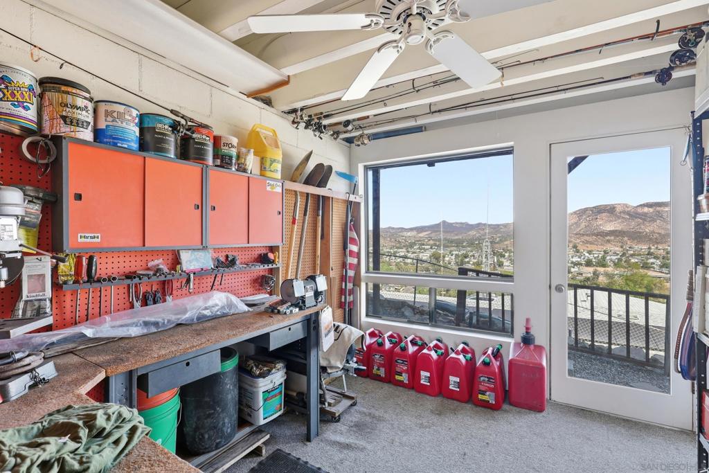 12886 Castle Court Drive Property Photo 36