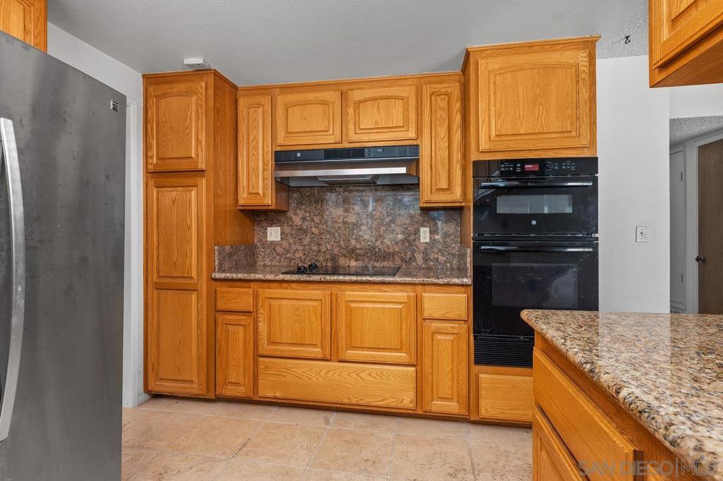 10917 Riesling Dr. Property Photo 12