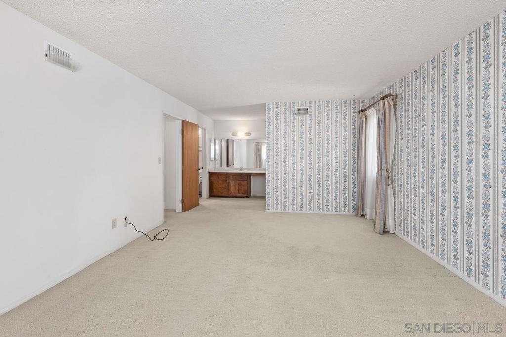 10917 Riesling Dr. Property Photo 15