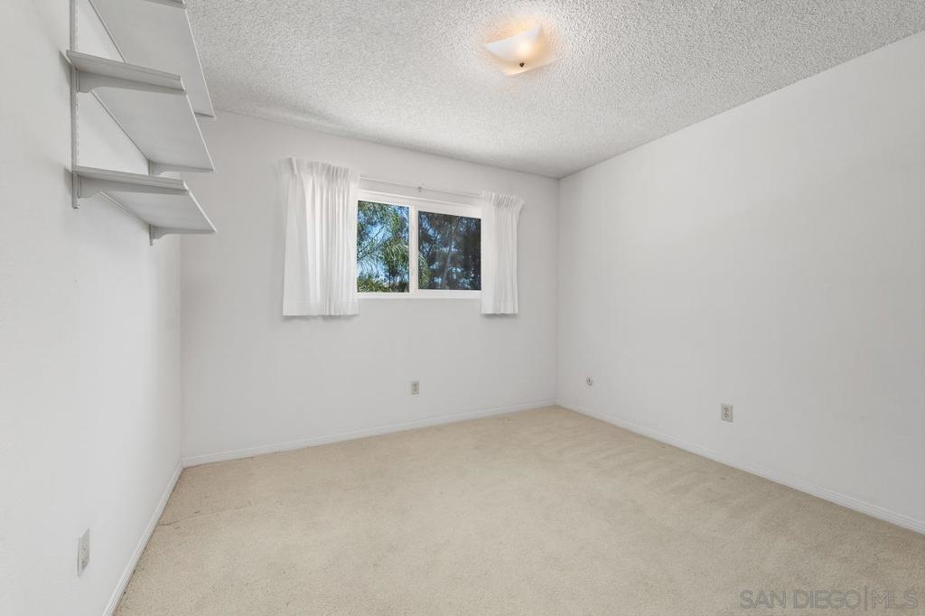 10917 Riesling Dr. Property Photo 21