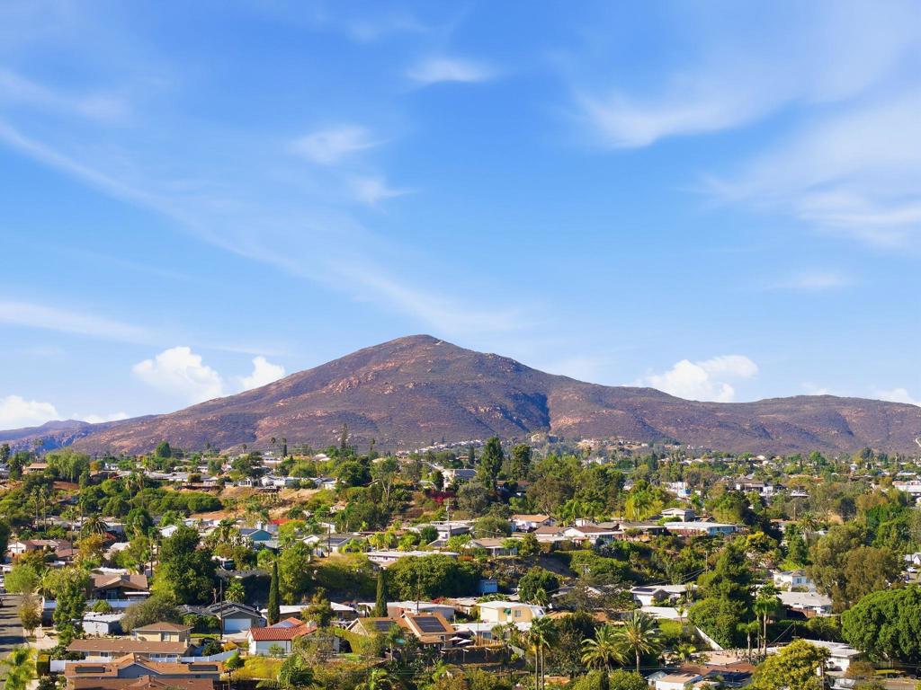 8220 Vincetta Dr 55 Property Photo 19