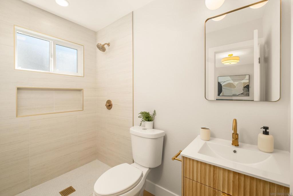 832 Reef Drive Property Photo 13