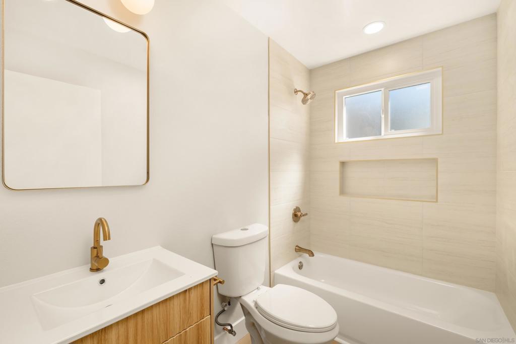 832 Reef Drive Property Photo 16