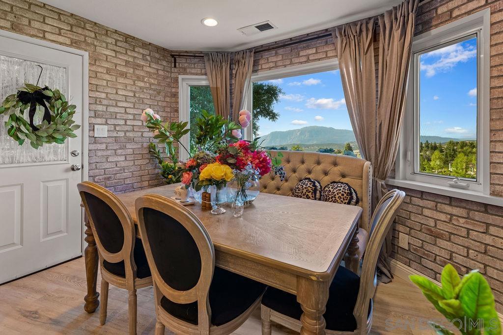 720 Sky Mountain Lane Property Photo 26
