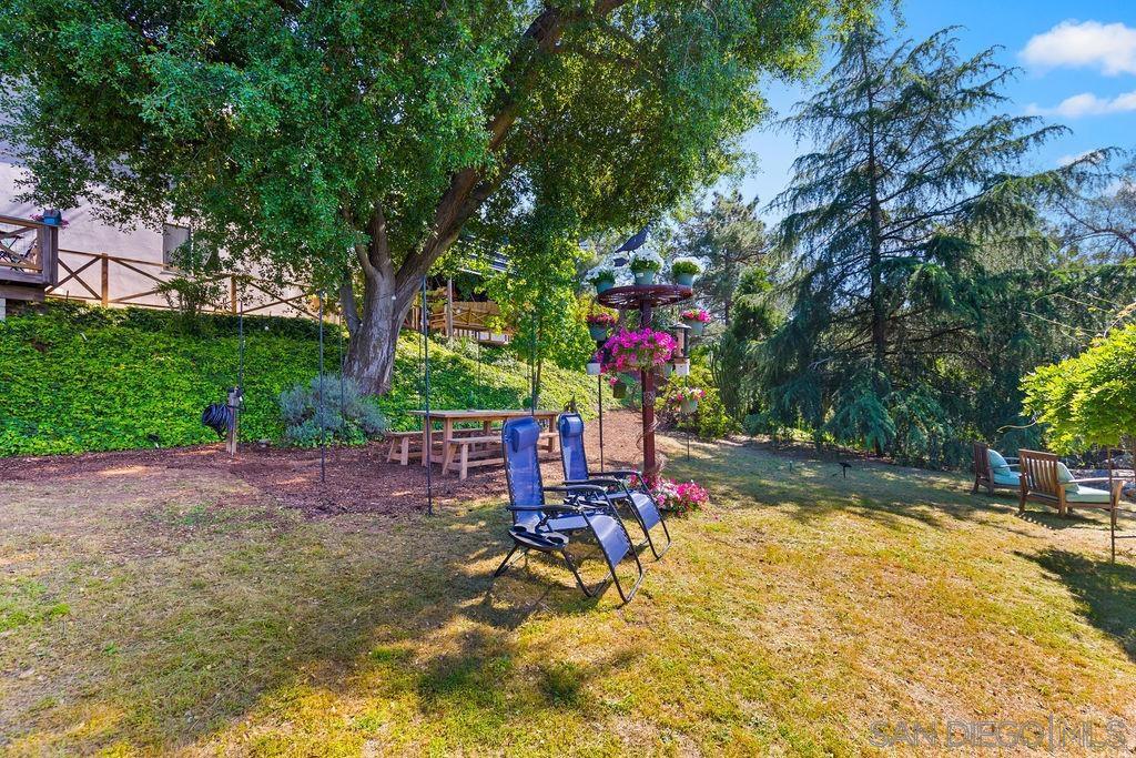 720 Sky Mountain Lane Property Photo 32