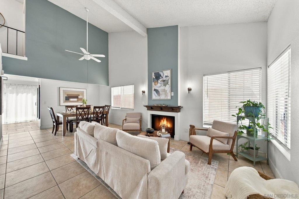 1235 27th Property Photo 3
